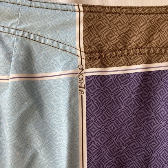 Billabong Swim Trunks Mens Size 34 Color Block Plaid Board Shorts Bathing Suit - Picture 4 of 16